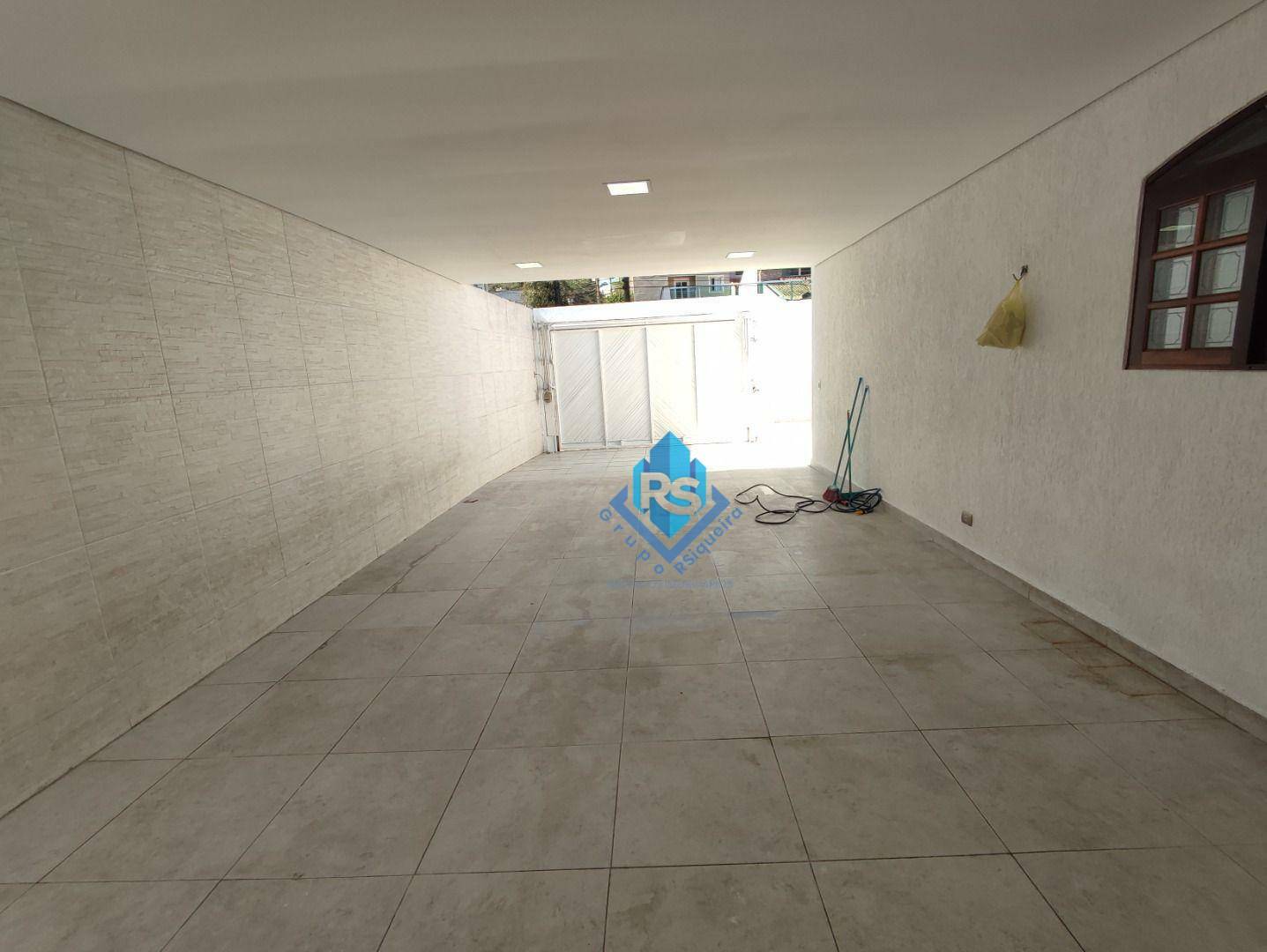 Sobrado à venda e aluguel com 3 quartos, 264m² - Foto 33