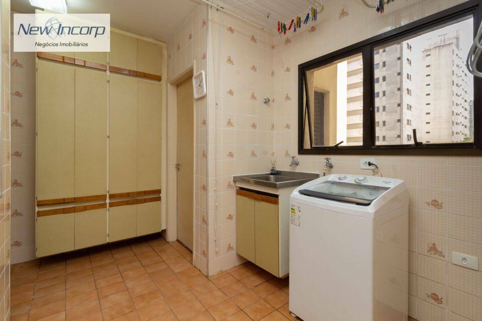 Apartamento à venda com 4 quartos, 200m² - Foto 52