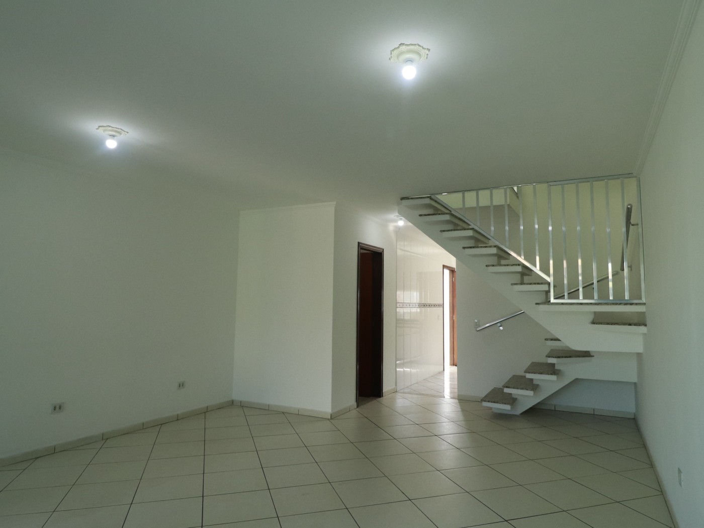 Sobrado à venda com 3 quartos, 183m² - Foto 3