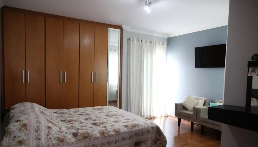 Sobrado à venda com 3 quartos, 221m² - Foto 11