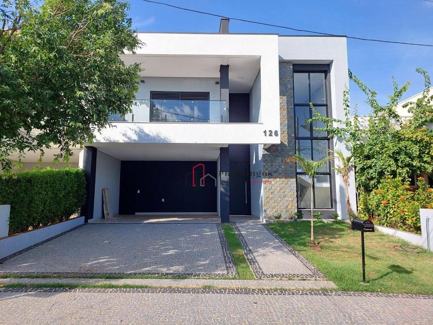 Sobrado à venda com 4 quartos, 256m² - Foto 3