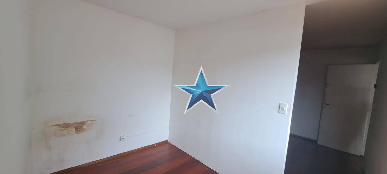 Casa à venda com 4 quartos, 180m² - Foto 9