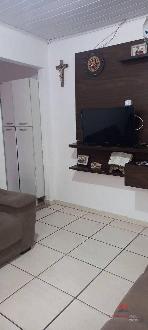 Casa à venda com 2 quartos, 75m² - Foto 5