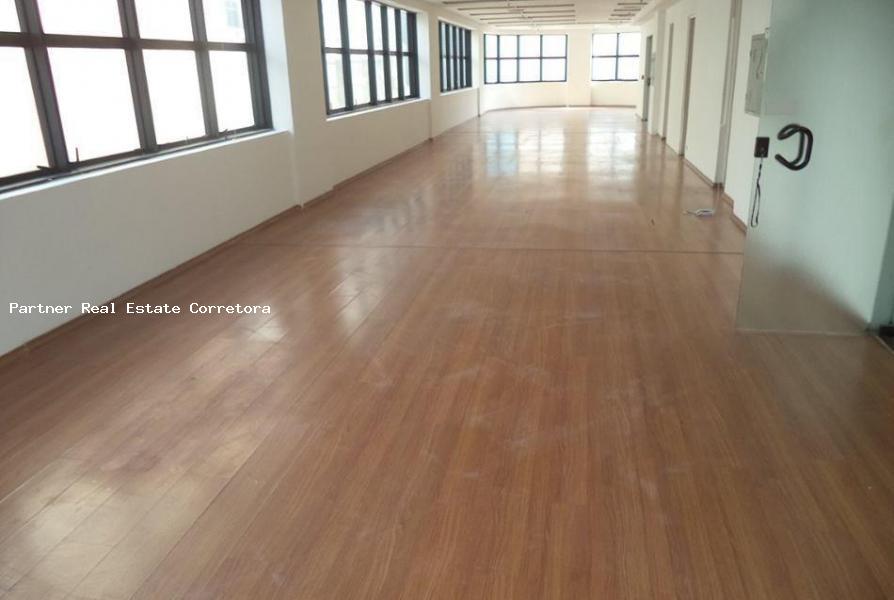 Conjunto Comercial-Sala à venda com 1 quarto, 188m² - Foto 4