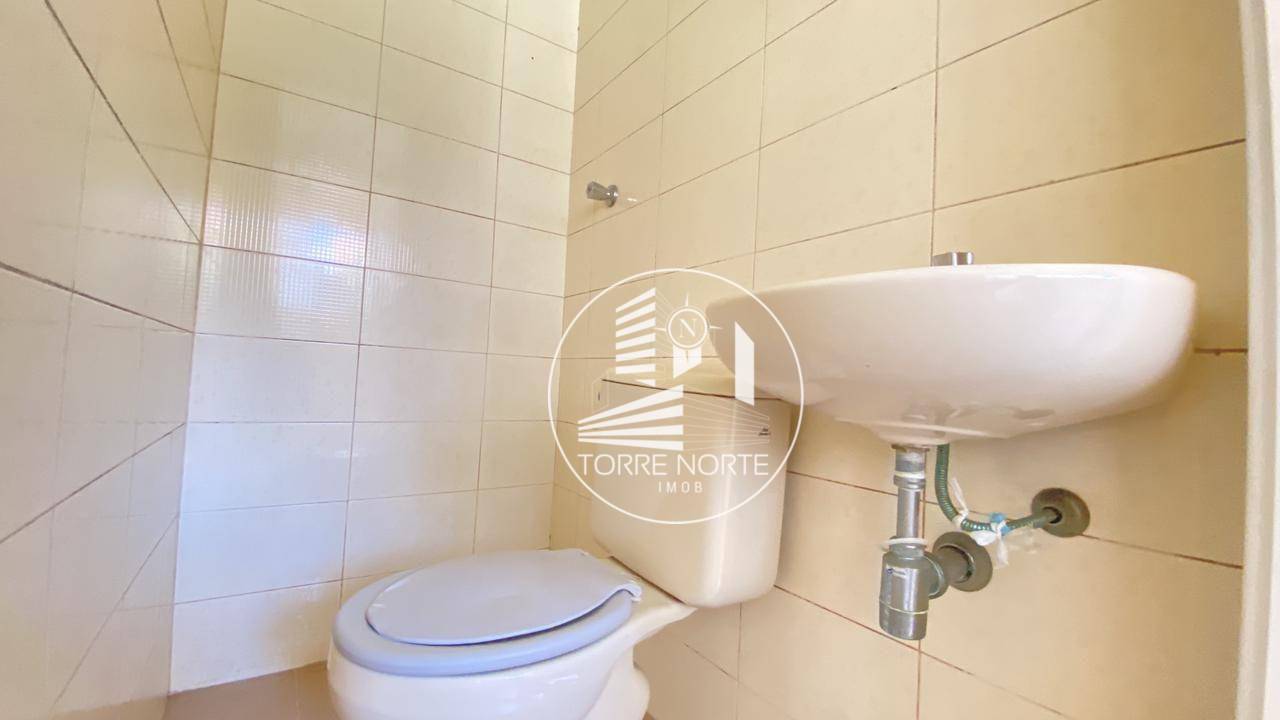 Apartamento à venda com 4 quartos, 200m² - Foto 17