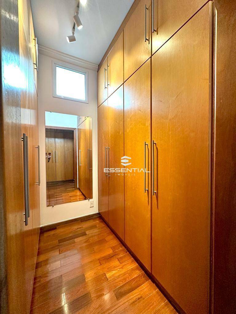 Casa à venda e aluguel com 3 quartos, 238m² - Foto 22