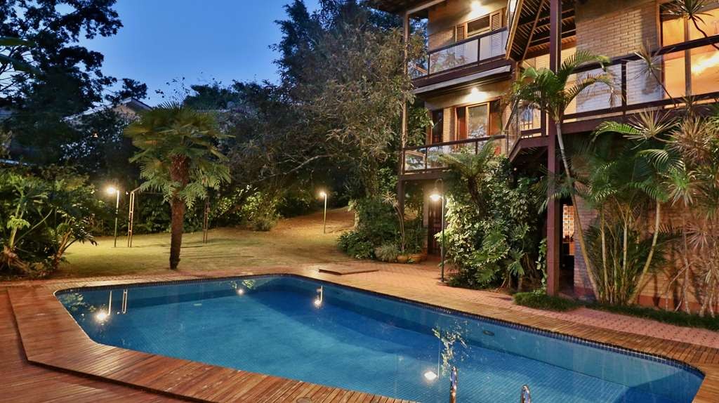 Casa de Condomínio à venda com 7 quartos, 1351m² - Foto 1