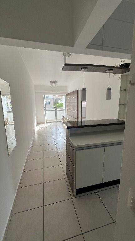 Apartamento à venda com 2 quartos, 55m² - Foto 9