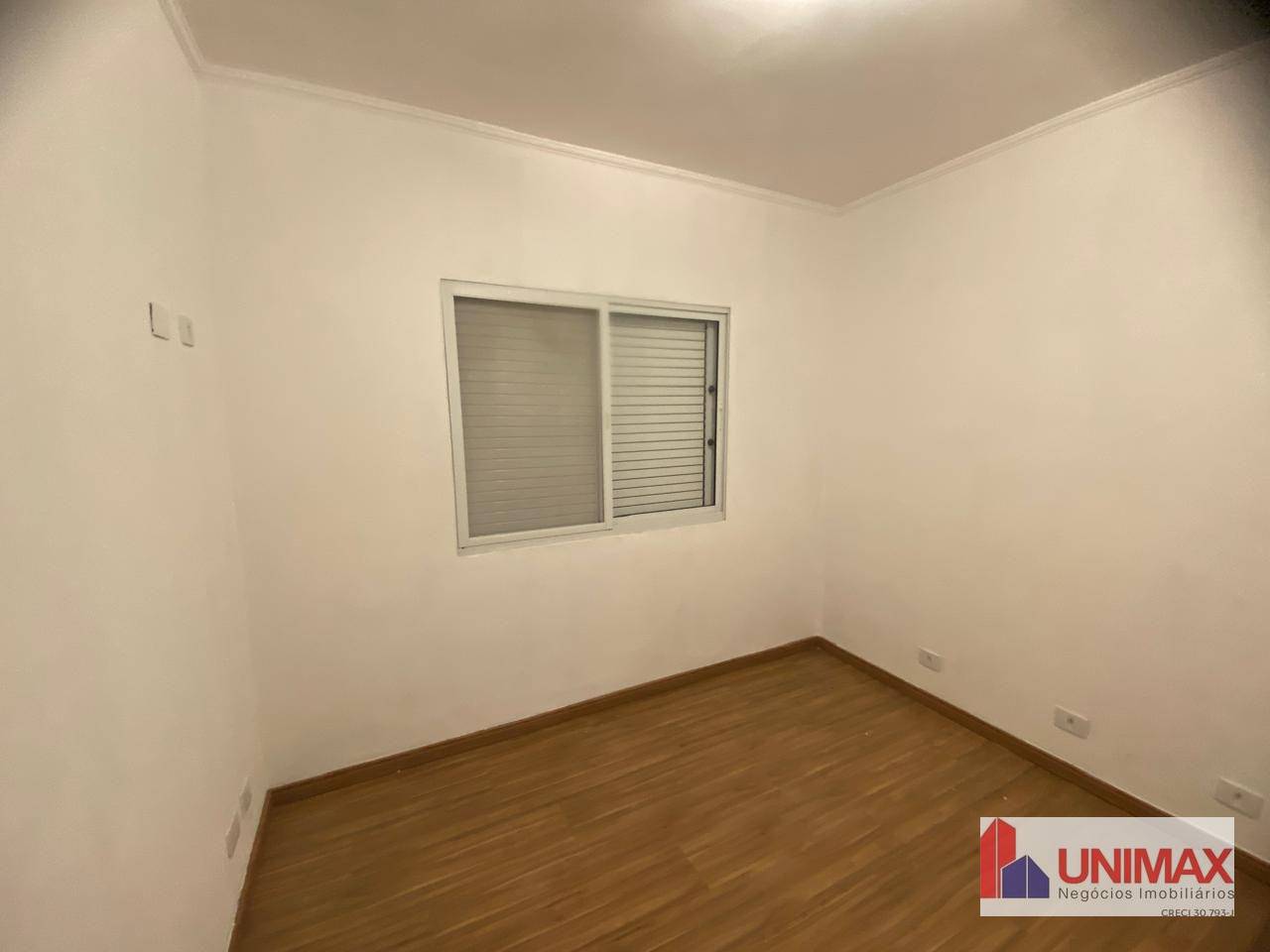 Casa de Condomínio à venda e aluguel com 3 quartos, 300m² - Foto 33