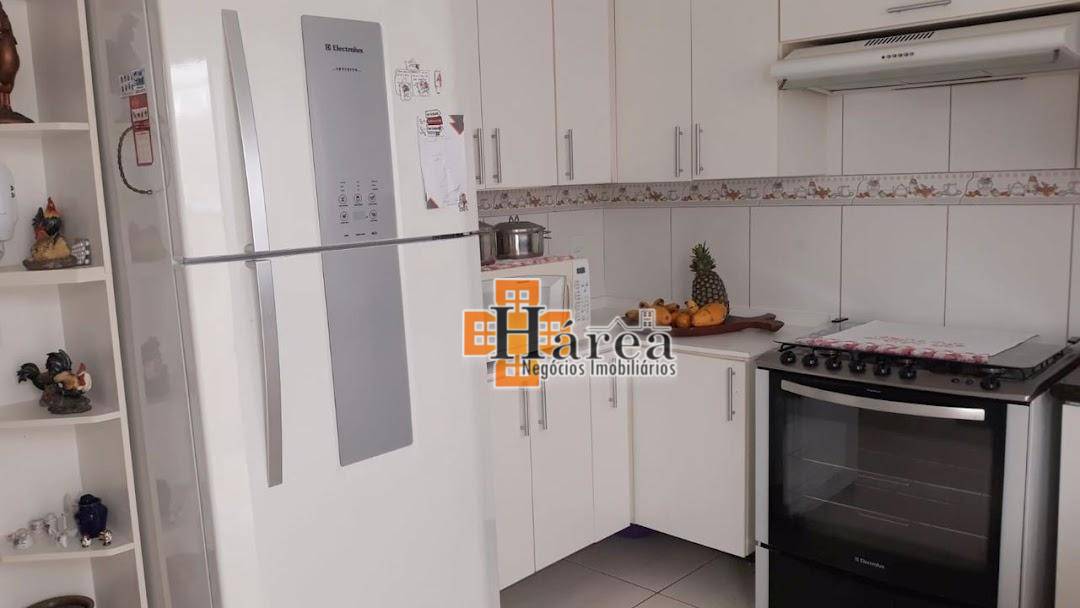 Casa à venda com 3 quartos, 140m² - Foto 19