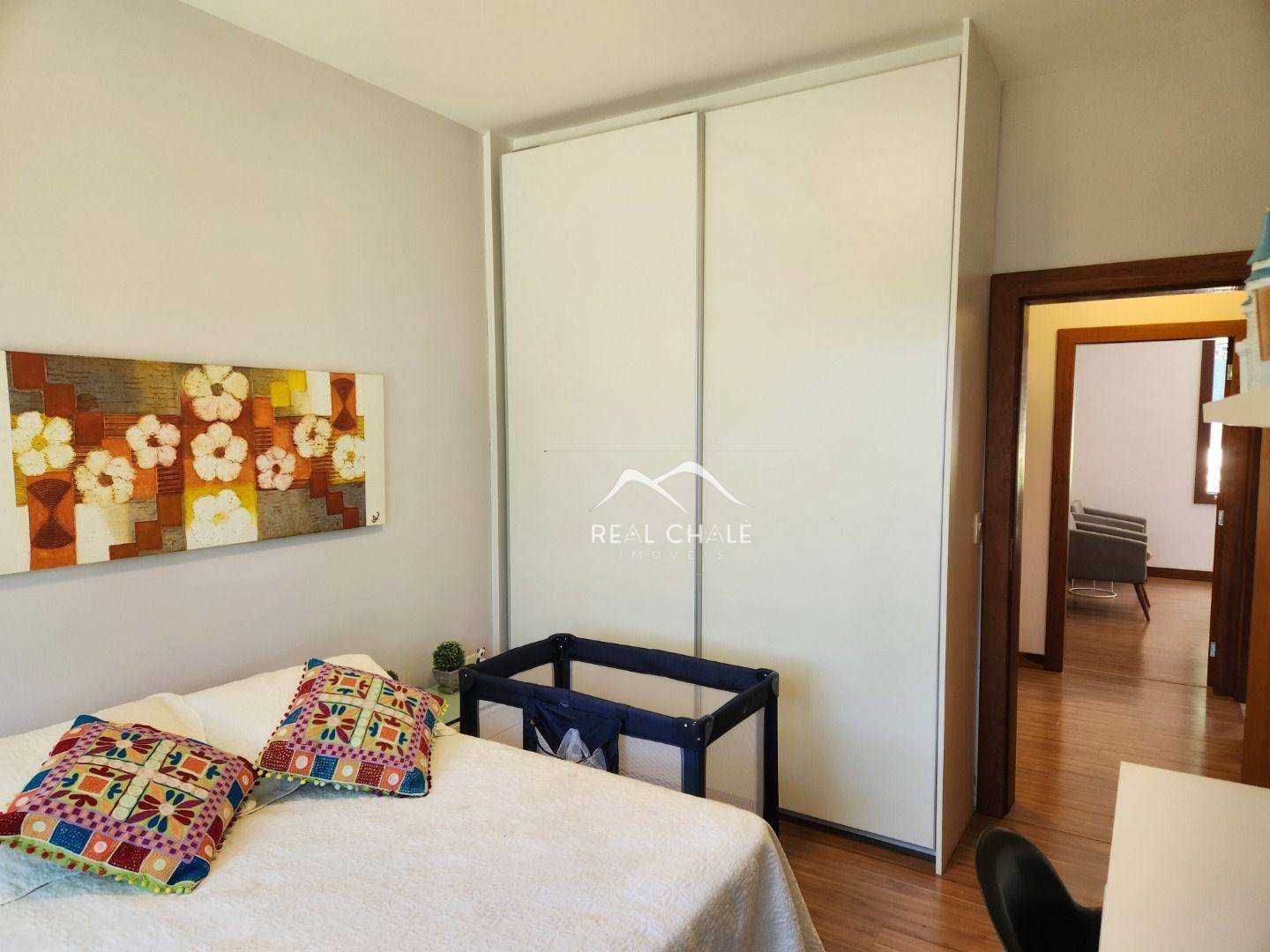 Casa de Condomínio à venda com 4 quartos, 290m² - Foto 26