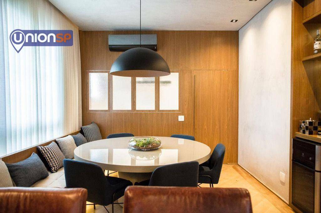 Apartamento à venda com 3 quartos, 226m² - Foto 13