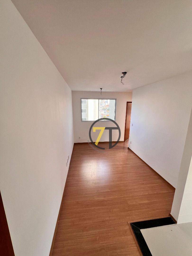 Apartamento à venda com 2 quartos, 47m² - Foto 3