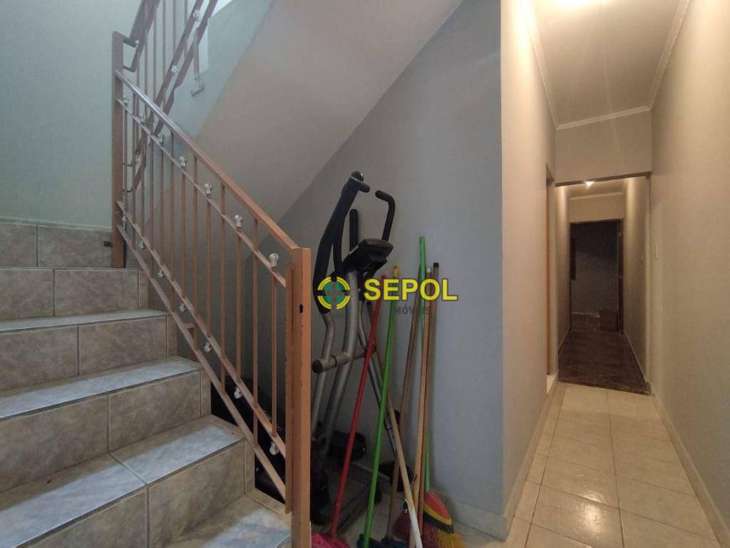 Sobrado à venda com 6 quartos, 250m² - Foto 29