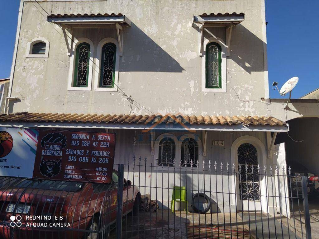 Casa à venda com 5 quartos, 600m² - Foto 2