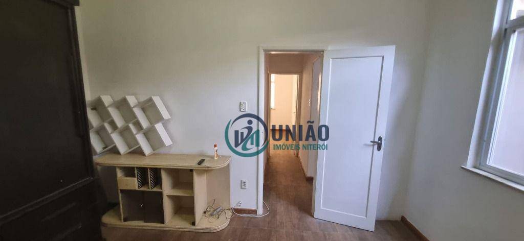 Apartamento à venda com 2 quartos, 65m² - Foto 7