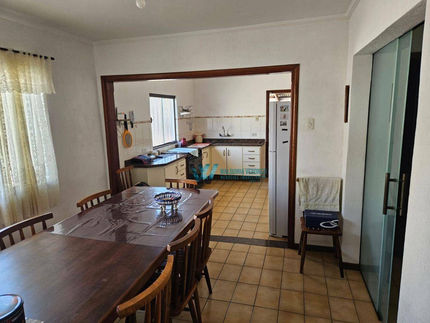 Casa à venda com 3 quartos, 368m² - Foto 5