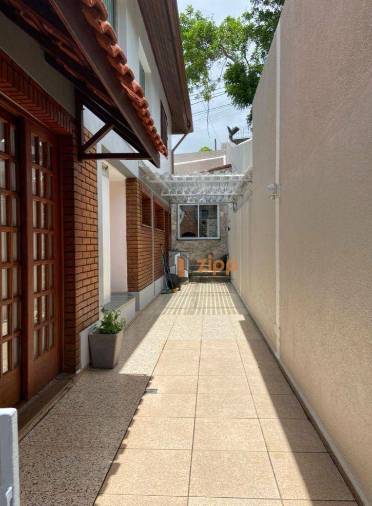 Sobrado à venda com 3 quartos, 500m² - Foto 8