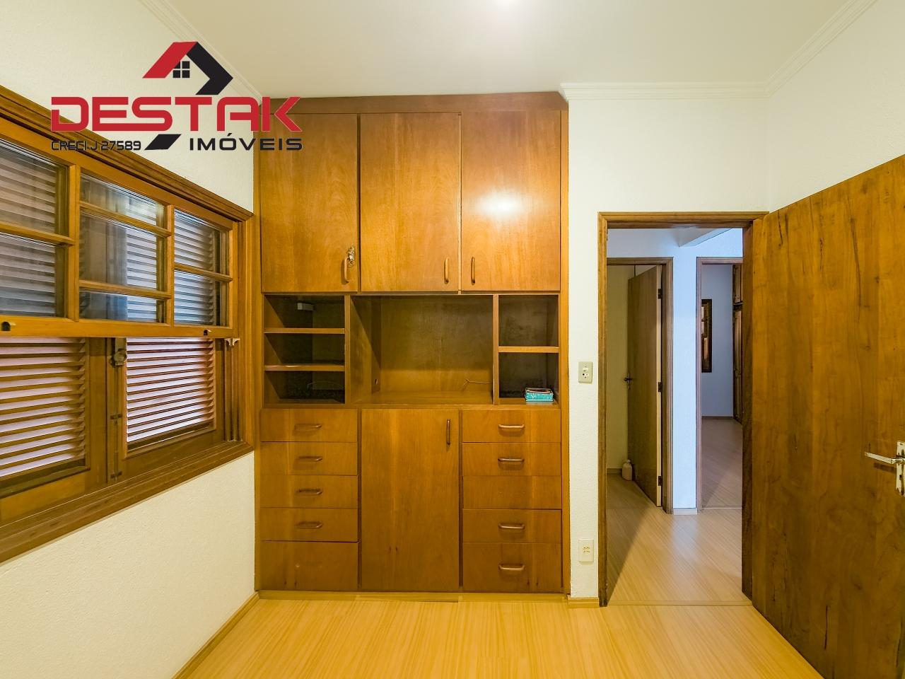 Casa para alugar com 3 quartos, 190m² - Foto 7