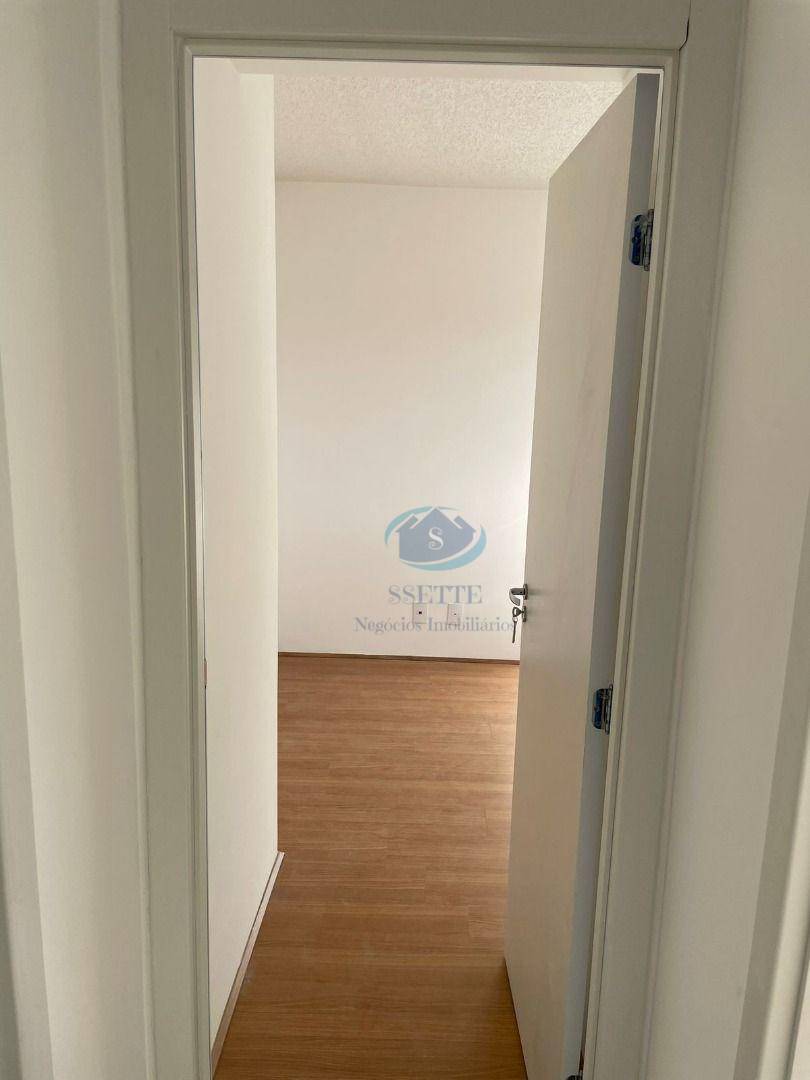 Apartamento à venda com 2 quartos, 35m² - Foto 20