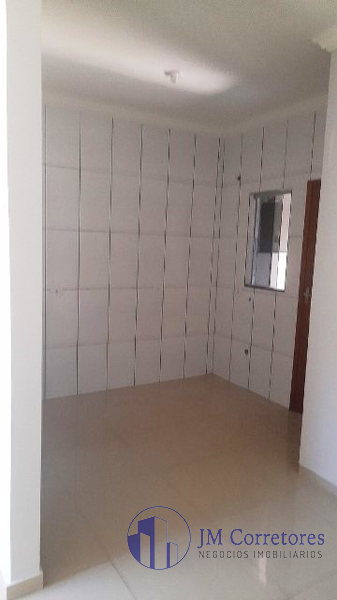 Casa à venda com 3 quartos, 73m² - Foto 4