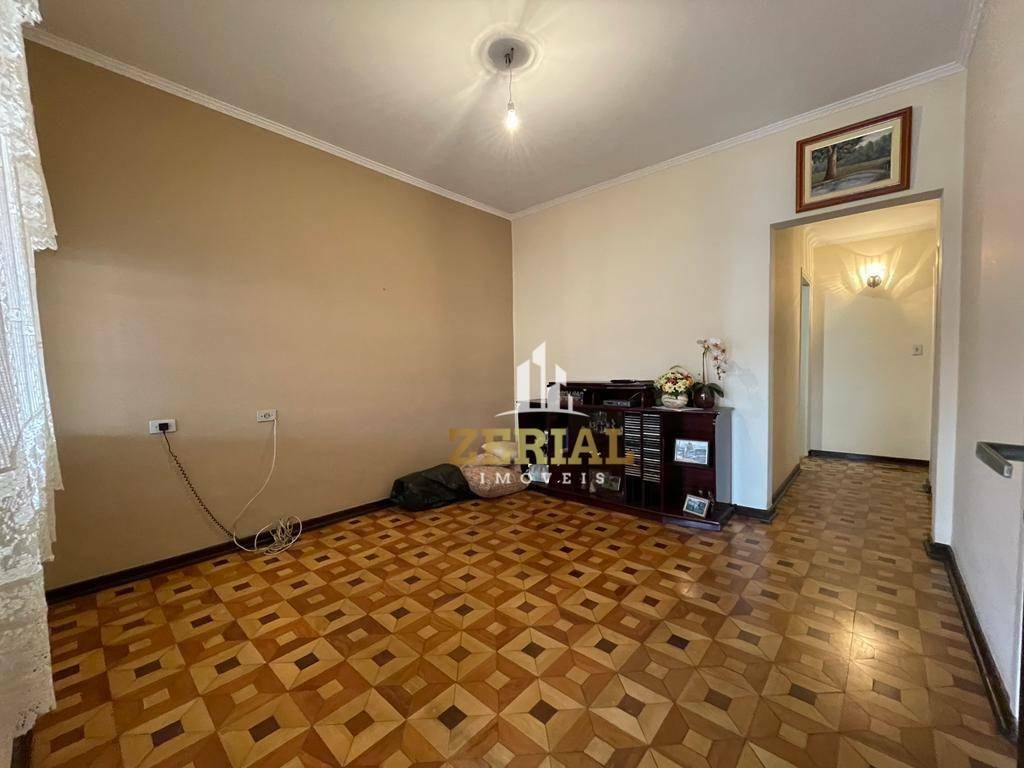 Casa à venda com 5 quartos, 198m² - Foto 2