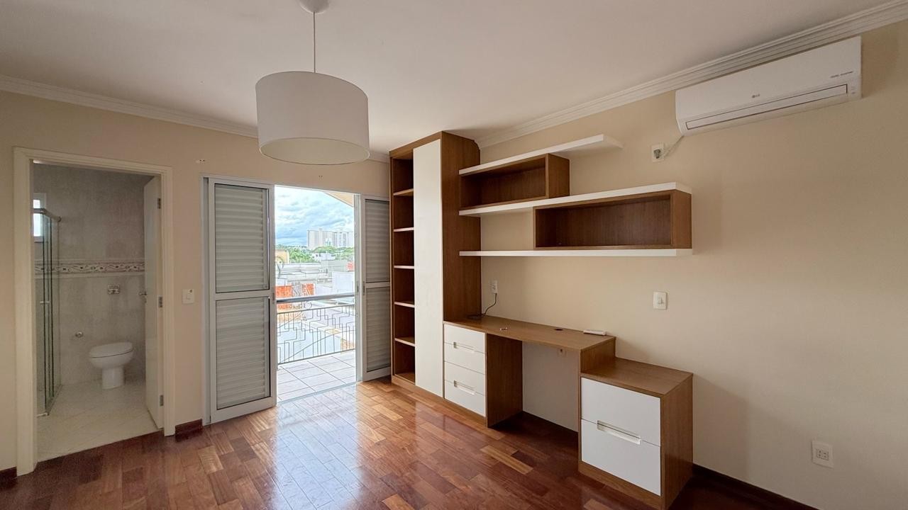 Casa para alugar com 3 quartos, 357m² - Foto 10