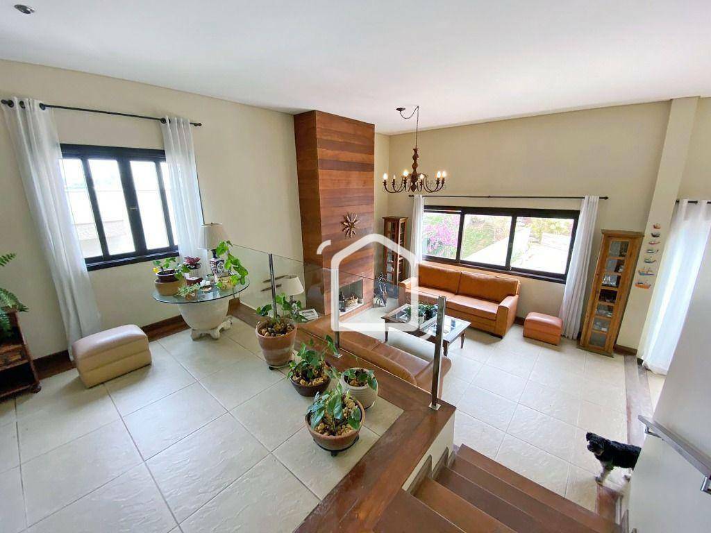 Casa de Condomínio à venda com 3 quartos, 330m² - Foto 6