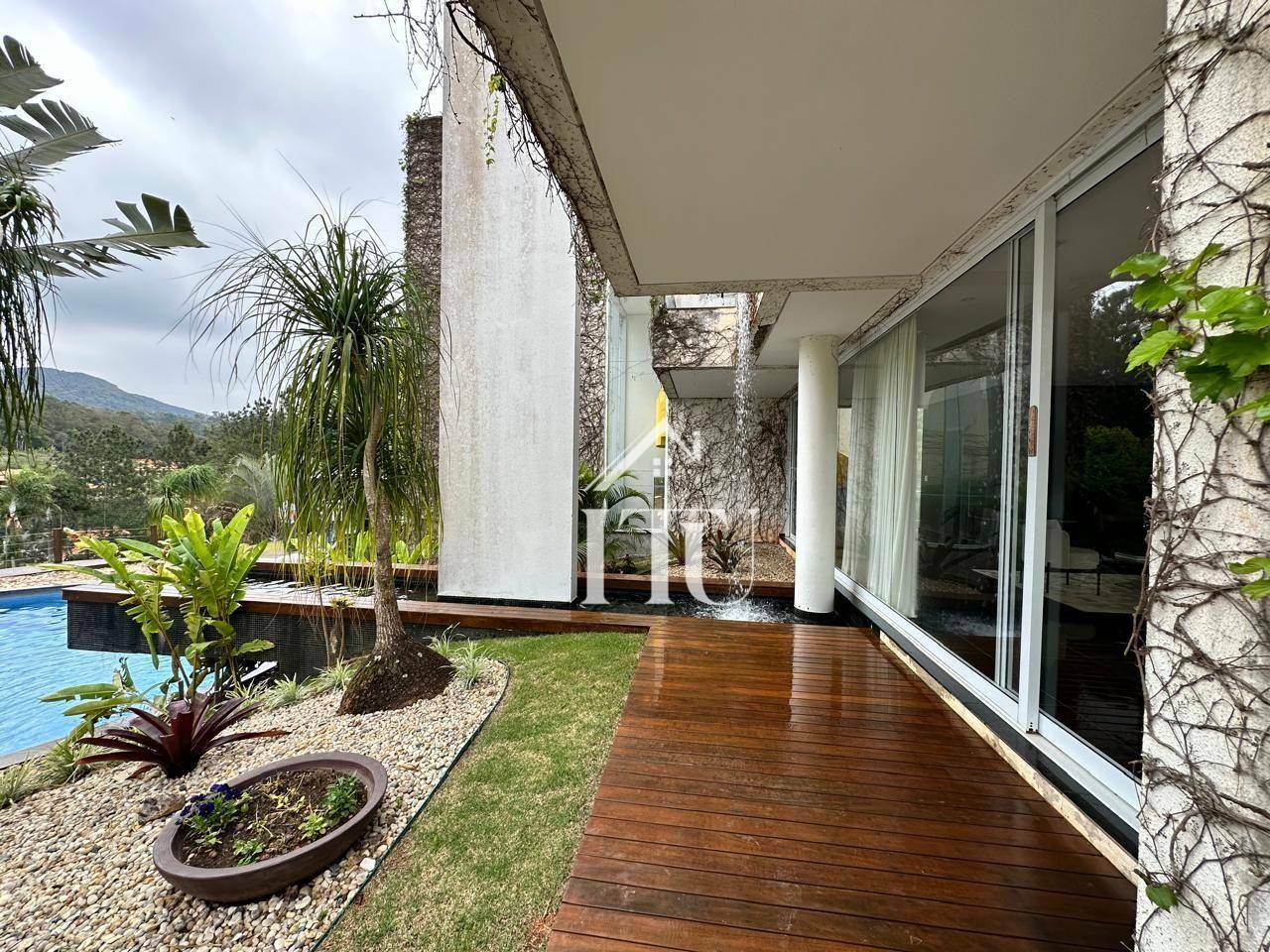 Chácara à venda e aluguel com 5 quartos, 900m² - Foto 28
