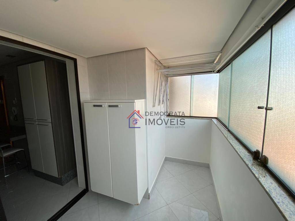 Apartamento à venda com 3 quartos, 106m² - Foto 10