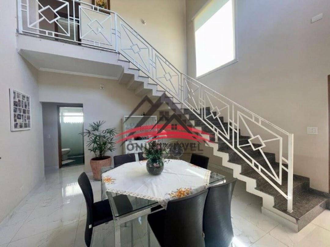 Casa à venda com 4 quartos, 297m² - Foto 8