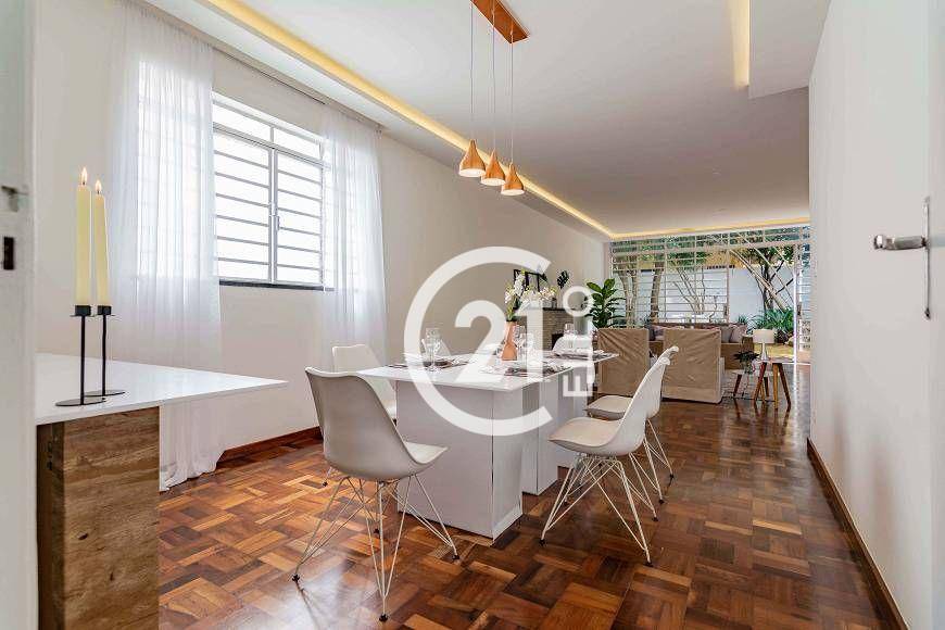 Casa para alugar com 4 quartos, 200m² - Foto 4