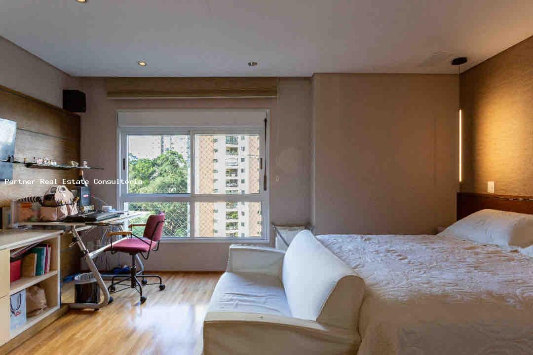 Apartamento à venda com 3 quartos, 211m² - Foto 30