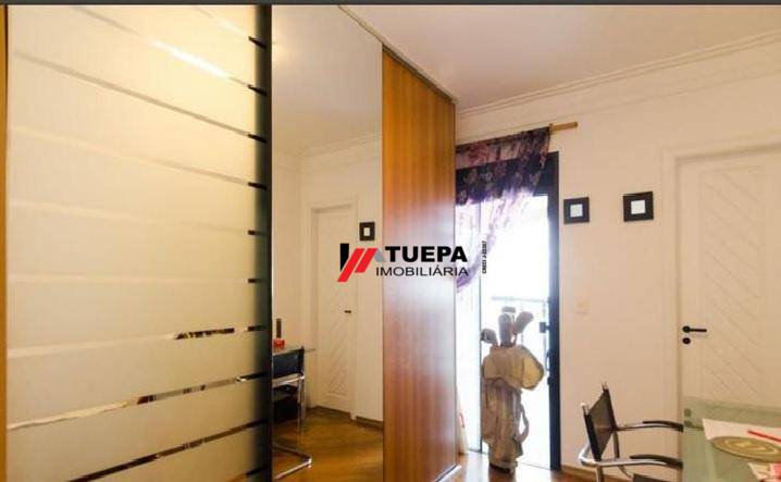 Apartamento à venda com 4 quartos, 210m² - Foto 18