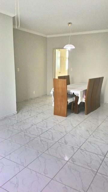 Apartamento à venda com 2 quartos, 80m² - Foto 3