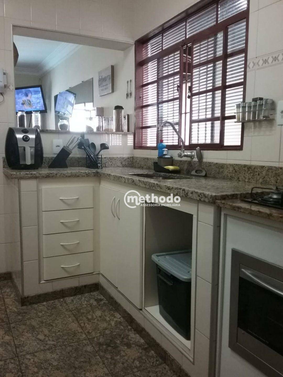 Casa à venda com 2 quartos, 222m² - Foto 18