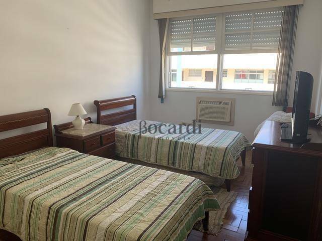 Apartamento à venda com 4 quartos, 166m² - Foto 5