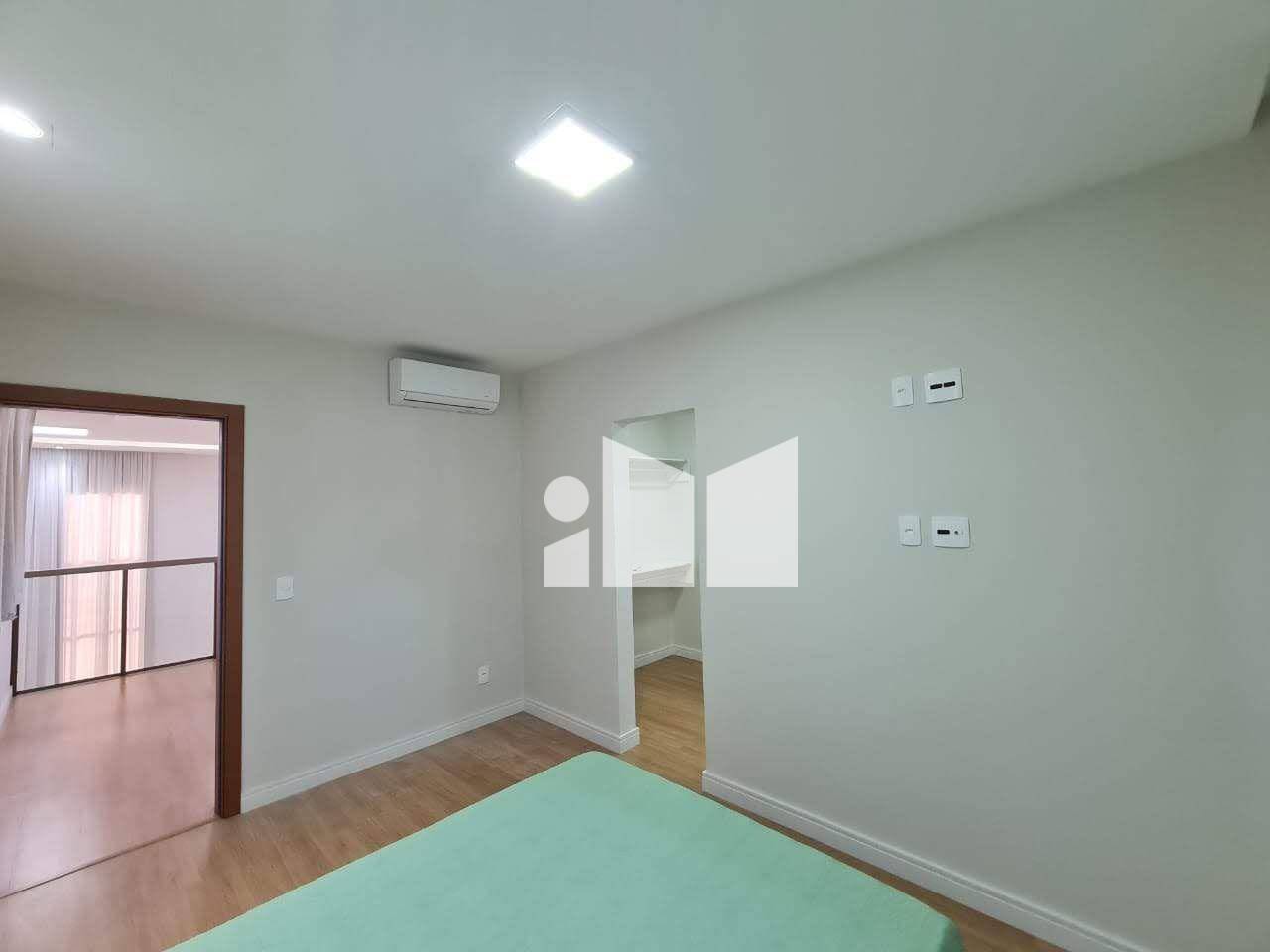 Casa, 4 quartos, 300 m² - Foto 32