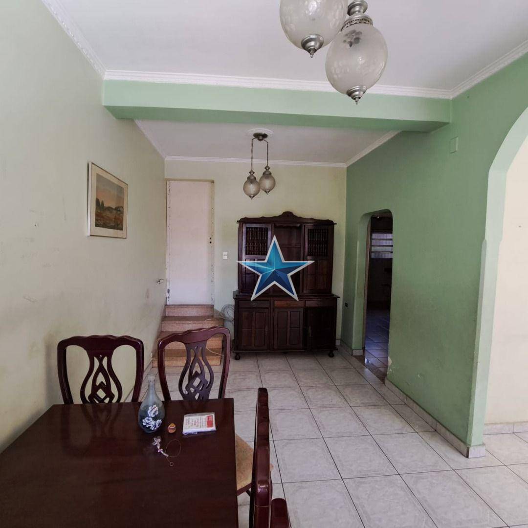 Sobrado à venda com 4 quartos, 200m² - Foto 17