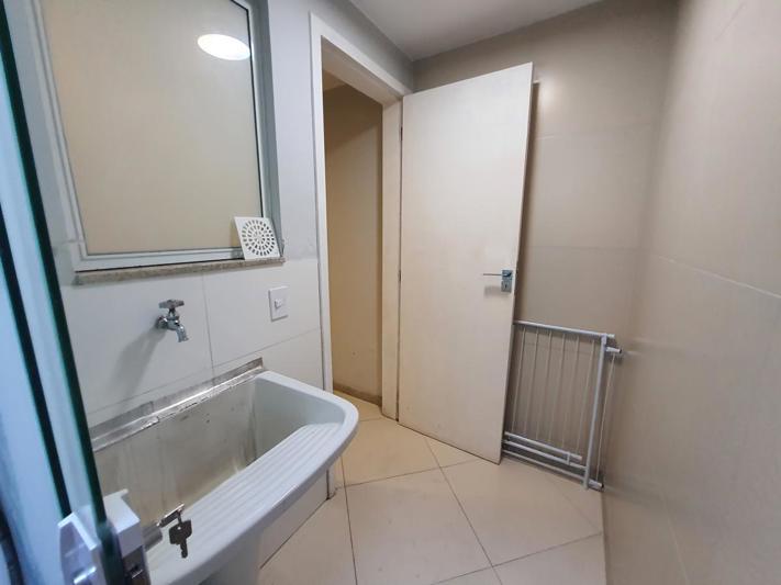 Casa à venda com 4 quartos, 233m² - Foto 39
