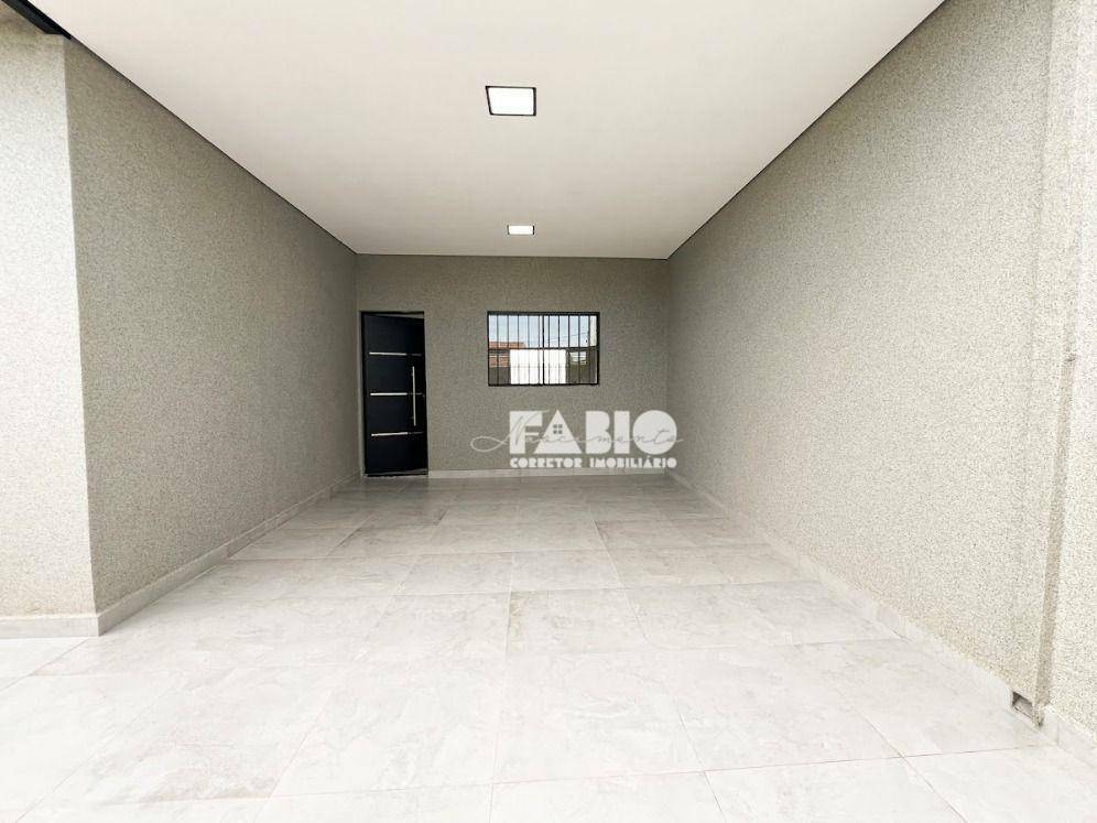 Casa à venda com 3 quartos, 91m² - Foto 2