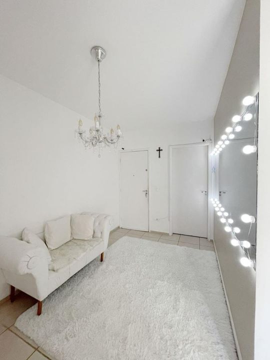 Apartamento à venda com 2 quartos, 50m² - Foto 12