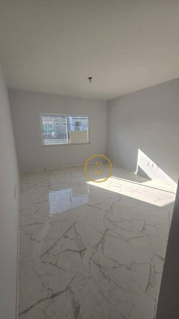 Casa à venda com 3 quartos, 128m² - Foto 11