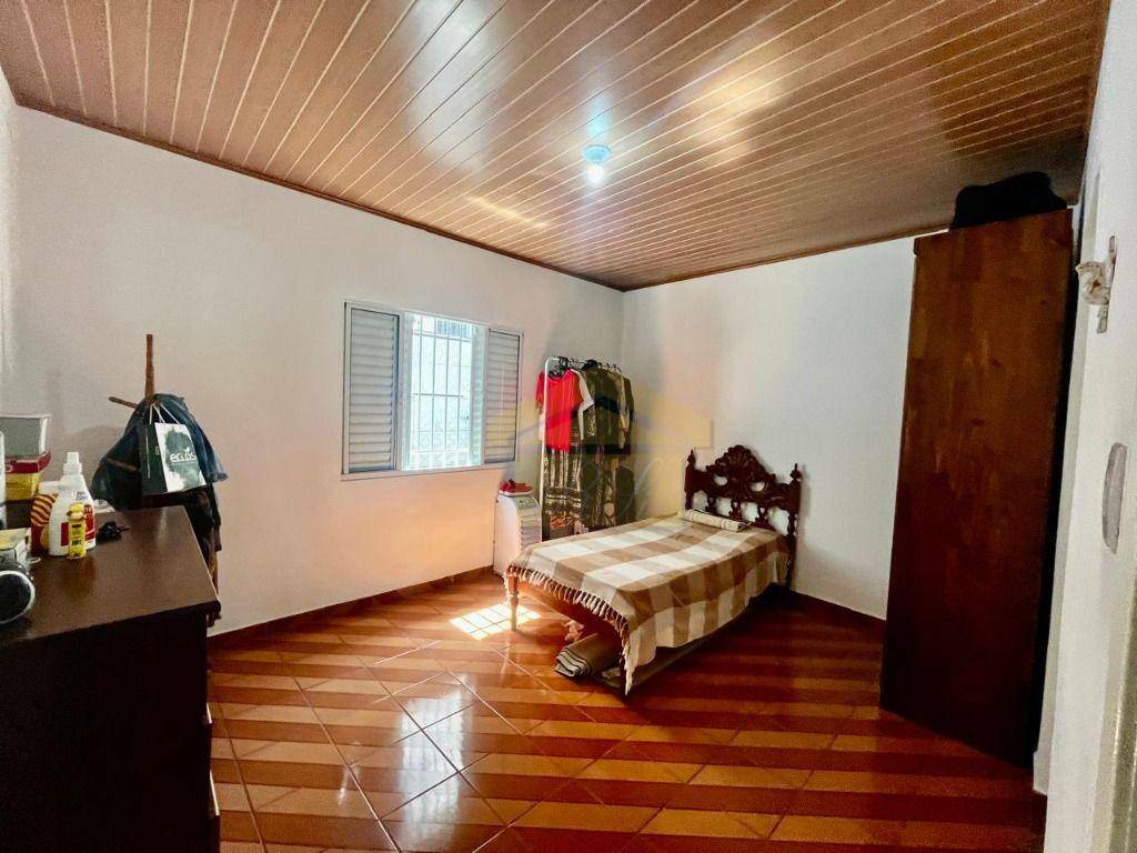 Casa para alugar com 2 quartos, 70m² - Foto 11