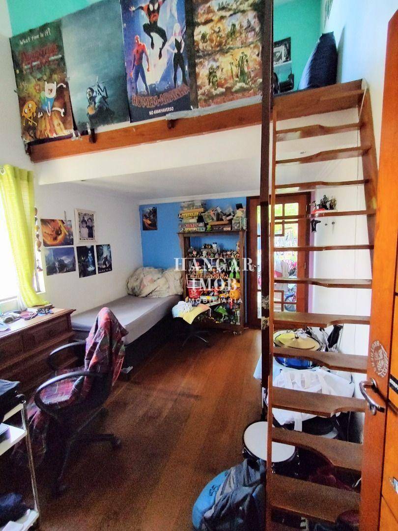 Casa à venda com 5 quartos, 220m² - Foto 20