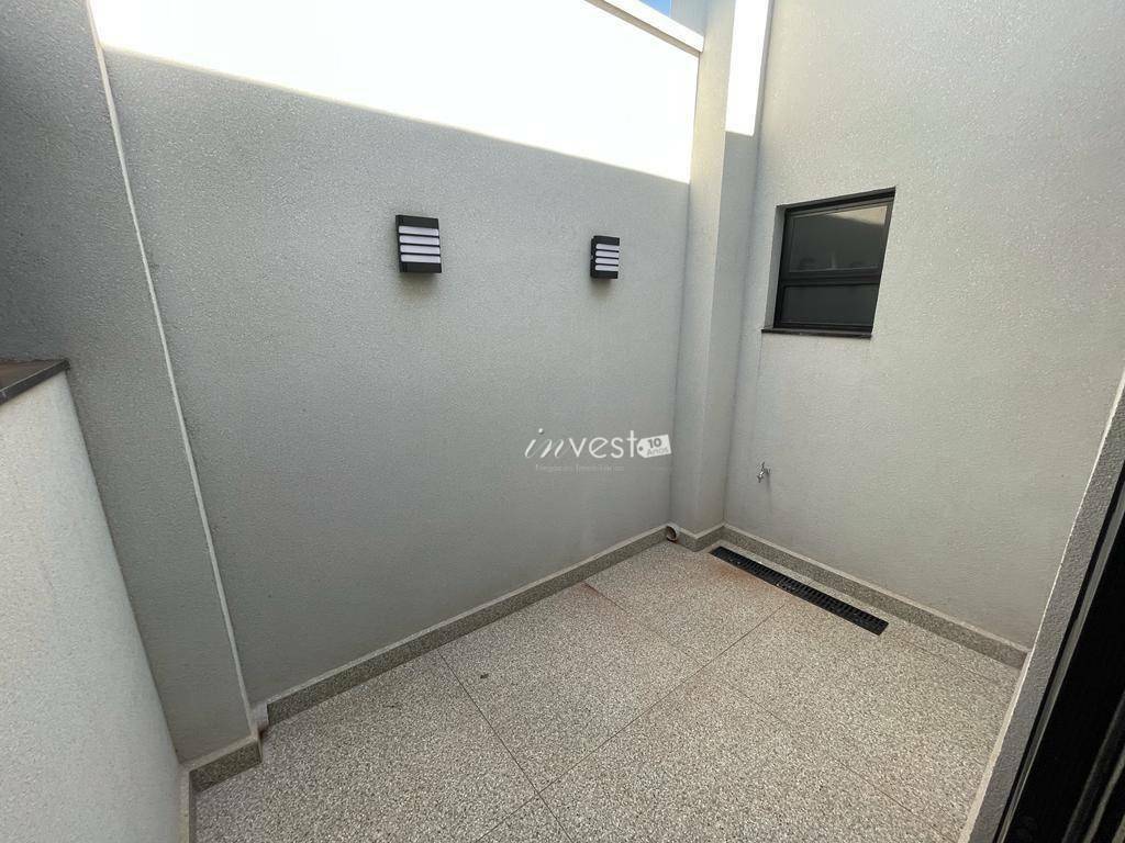 Casa à venda com 3 quartos, 169m² - Foto 19