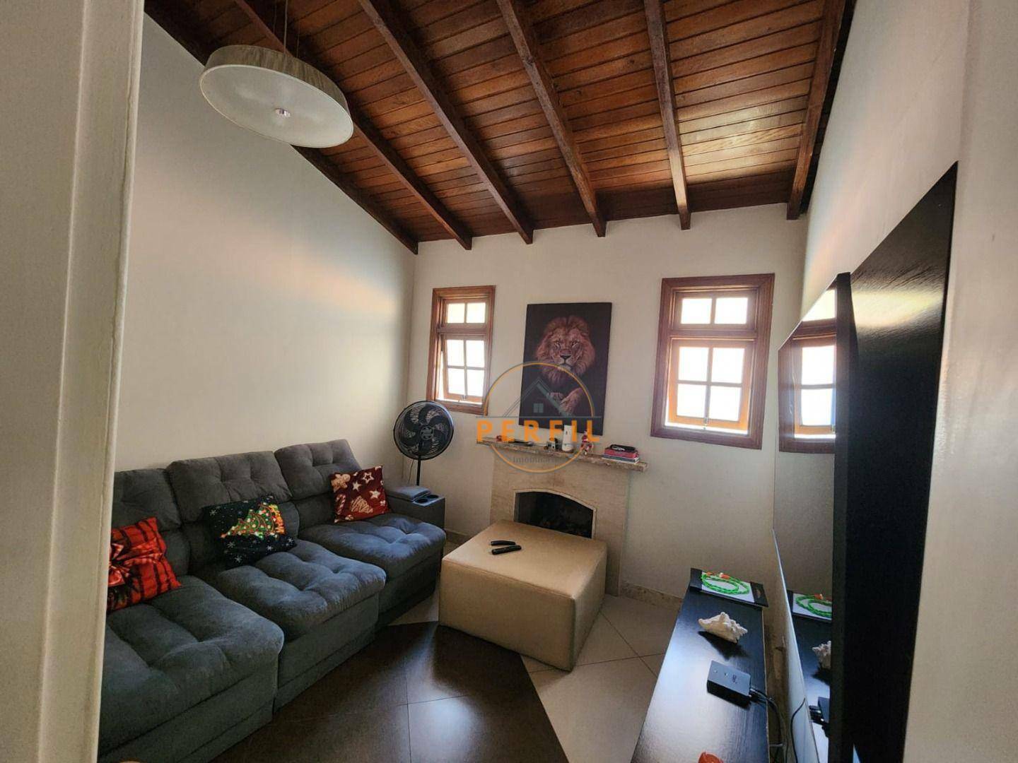 Casa de Condomínio à venda com 5 quartos, 238m² - Foto 7