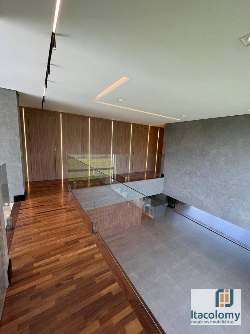 Casa de Condomínio à venda com 4 quartos, 430m² - Foto 13