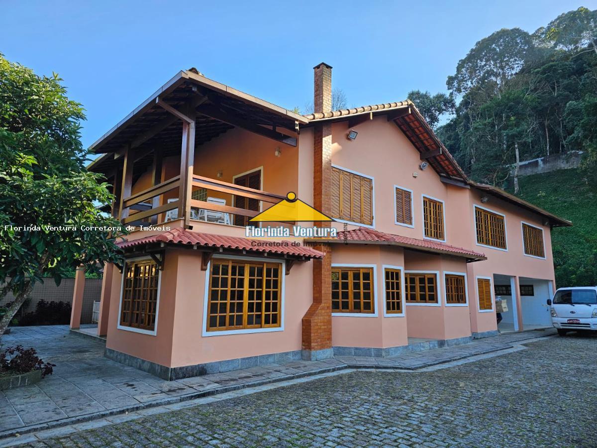 Casa de Condomínio à venda com 6 quartos, 469m² - Foto 1