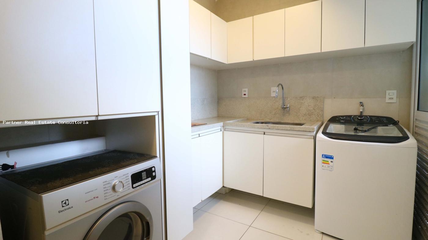 Apartamento à venda com 4 quartos, 243m² - Foto 40